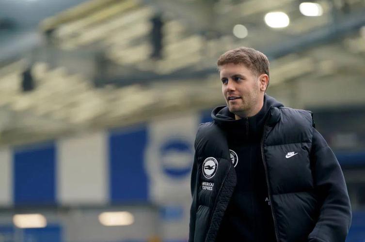 Aston Villa đấu Với Tottenham